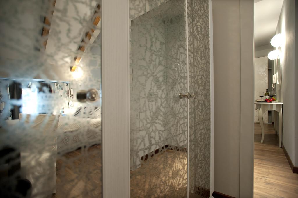 Vinoteca La Sacrestia Bed & Breakfast Alba  Bilik gambar
