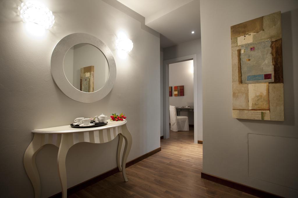 Vinoteca La Sacrestia Bed & Breakfast Alba  Bilik gambar
