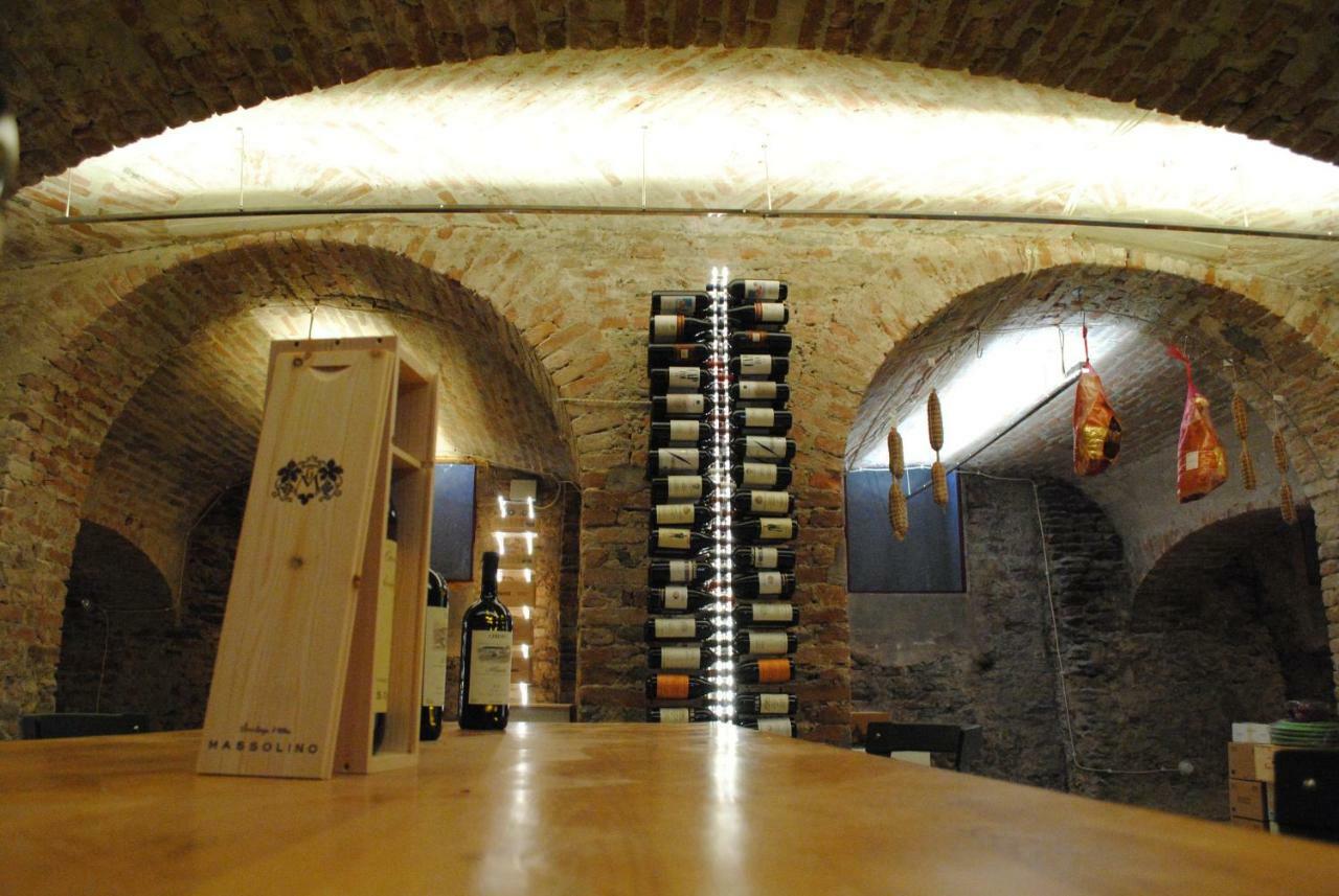 Vinoteca La Sacrestia Bed & Breakfast Alba  Luaran gambar